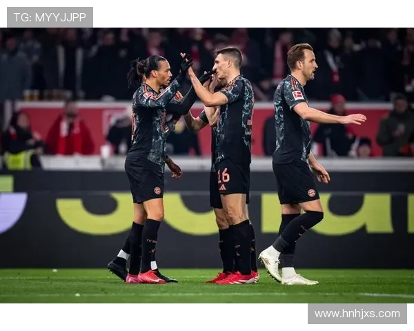 德甲联赛第8轮五大精彩扑救精彩回顾 彰显守门员英雄本色 德甲联赛第8轮五大精彩扑救精彩回顾 彰显守门员英雄本色