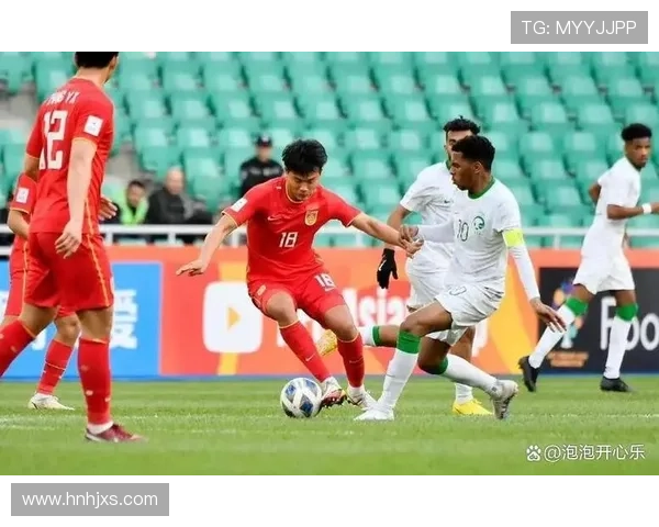 国足新星闪耀国际赛场全场独造三球助球队逆转取胜引燃球迷激情