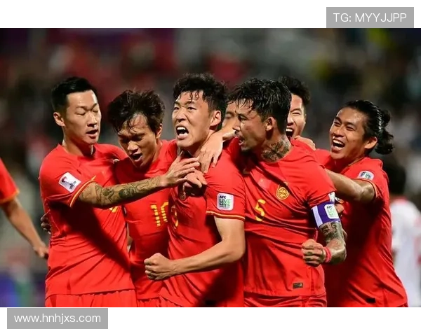 国足迎来关键热身赛冲刺备战世预赛球迷期待新突破