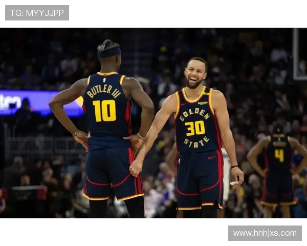 湖人重塑阵容勇士年轻化联盟格局迎来新赛季震荡多队竞争加剧焦点