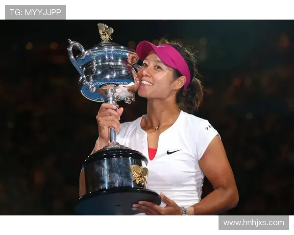 网球赛场精彩纷呈:年轻选手突破自我,老将再创辉煌